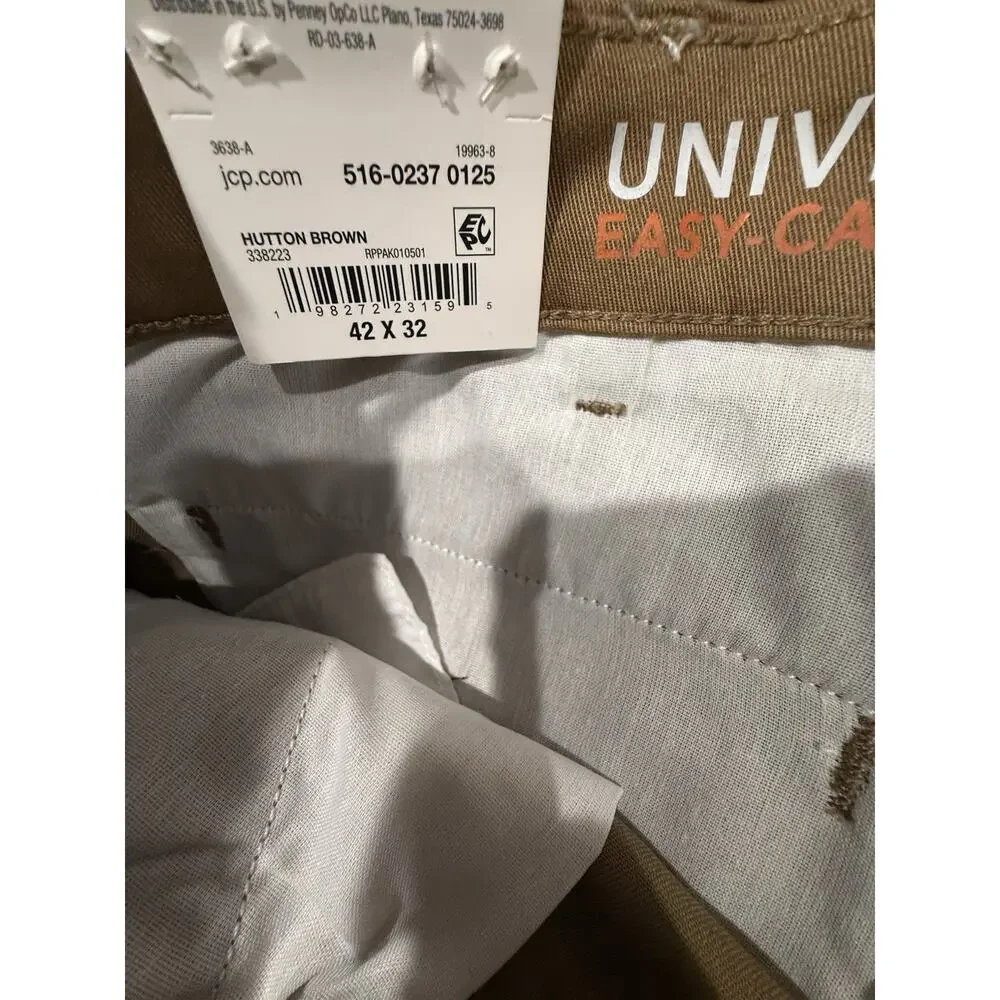 St Johns Bay Mens 42x32 Khaki Pants NWT Classic Fit Stretch Wrinkle Free
